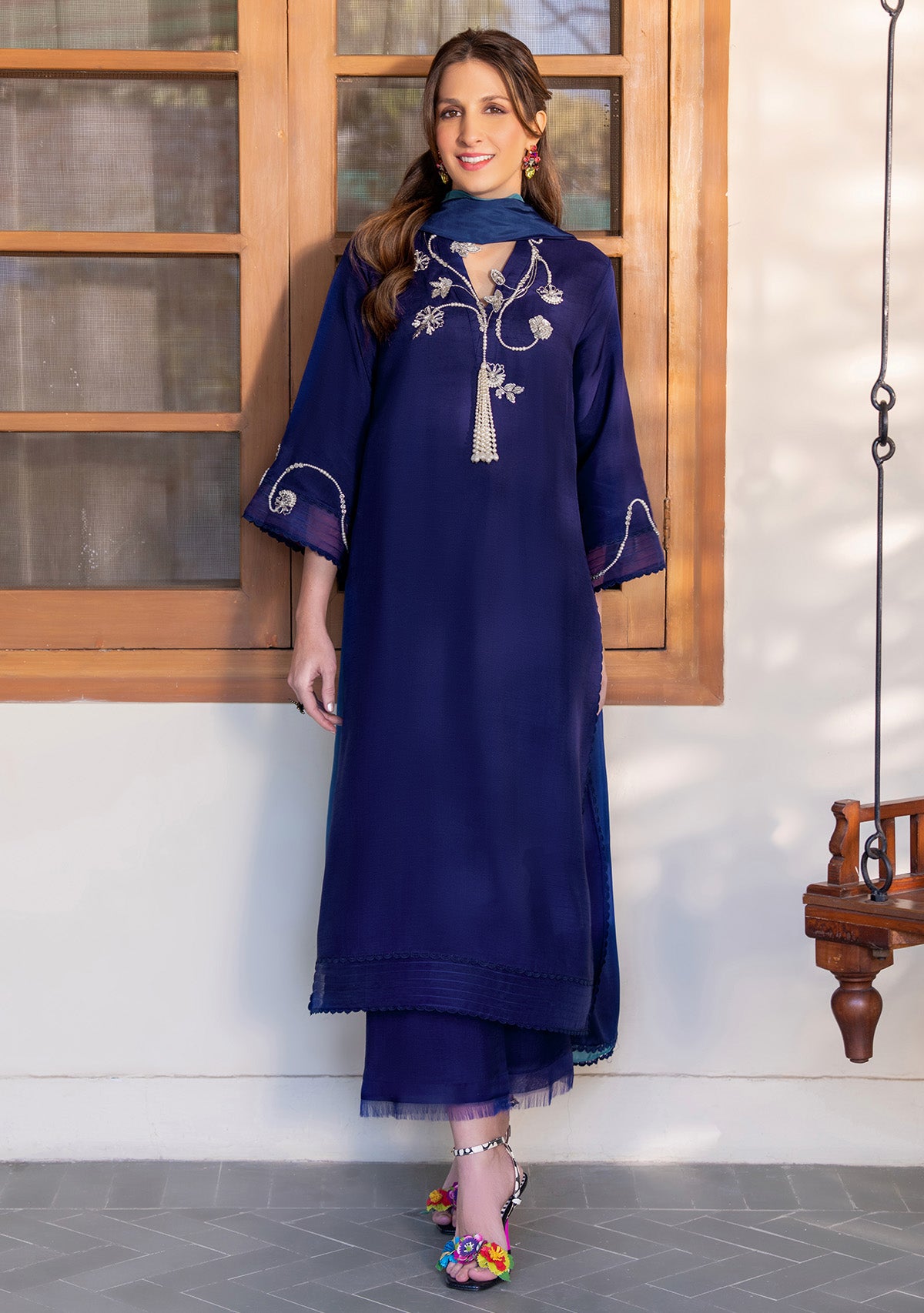 Raya Navy