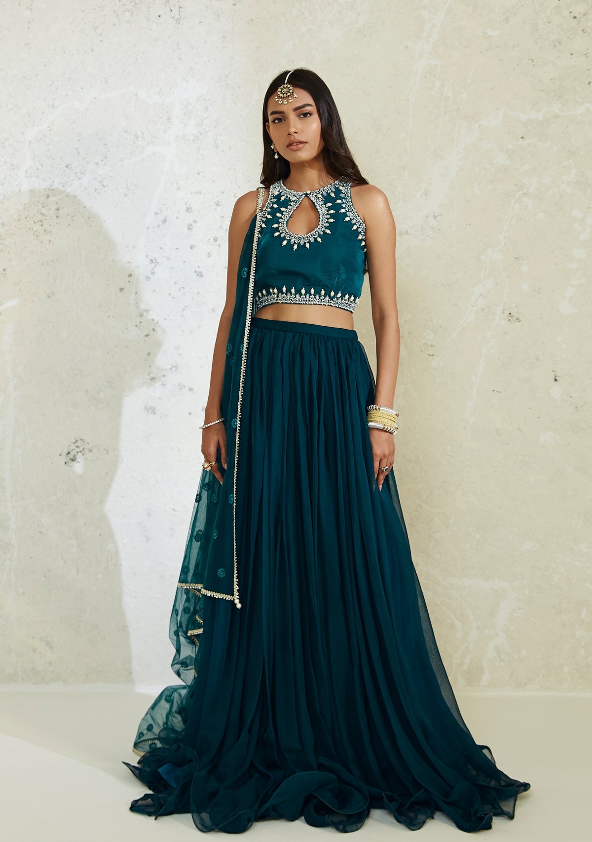 Sarina Teal